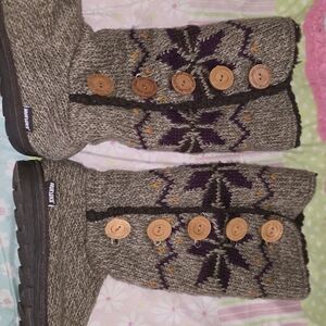 Muk Luks Gray Knit Boots with Wooden Buttons